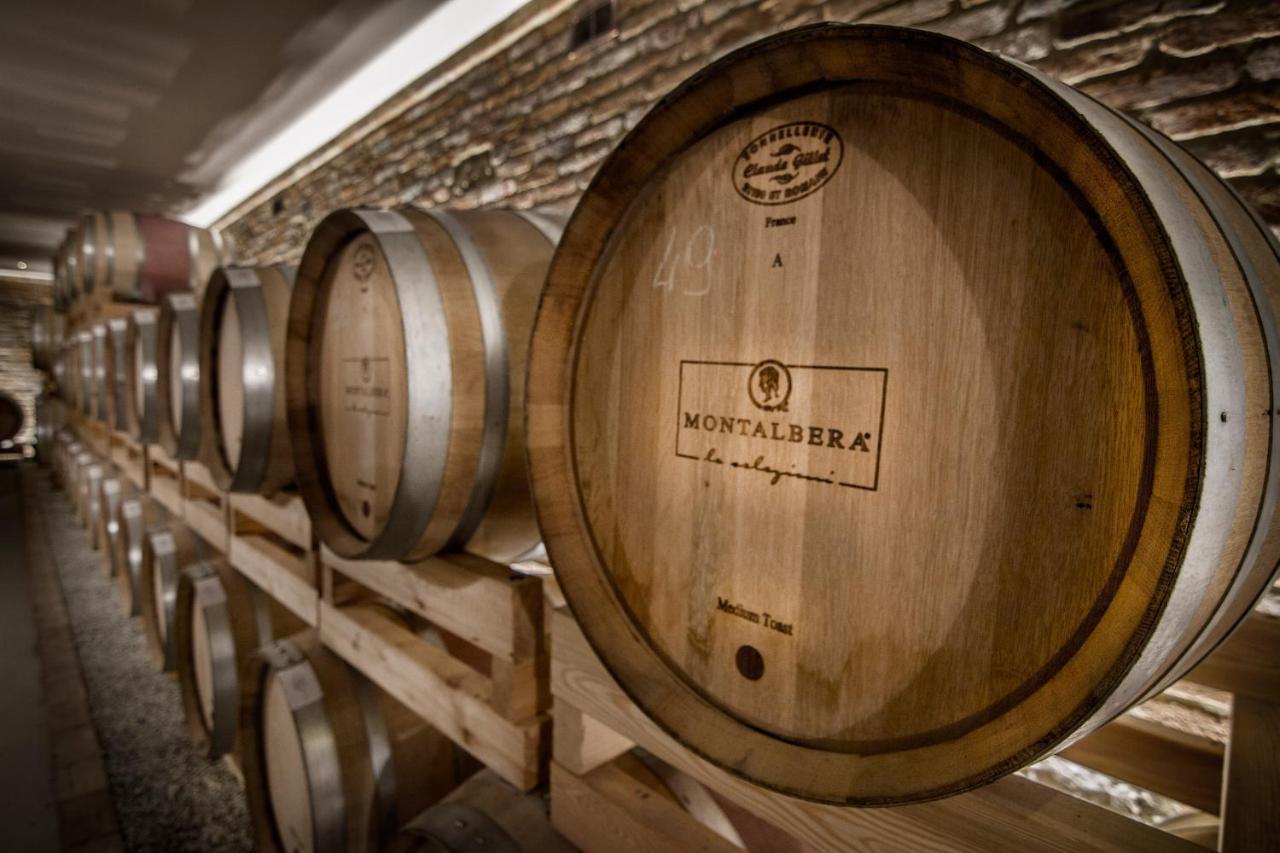 Montalbera Wine Suites Montemagno  Экстерьер фото