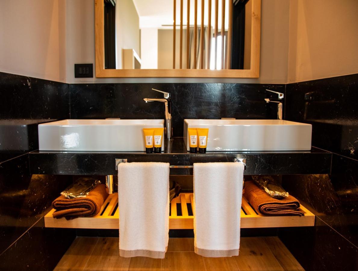 Montalbera Wine Suites Montemagno  Экстерьер фото